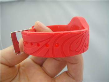 Adjustable silicone RFID bracelet with metal watch buckle