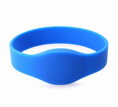 Oval 74mm - Blue RFID Wristbands